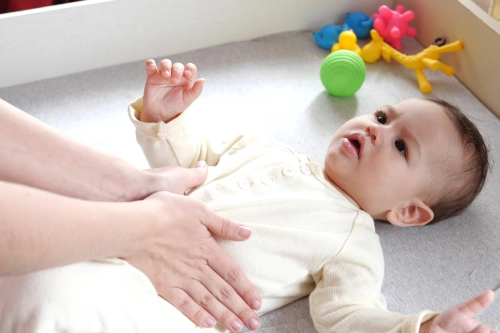 Bebeclub - Kenapa bayi sering kentut Bebeclub - Kenapa bayi sering kentut